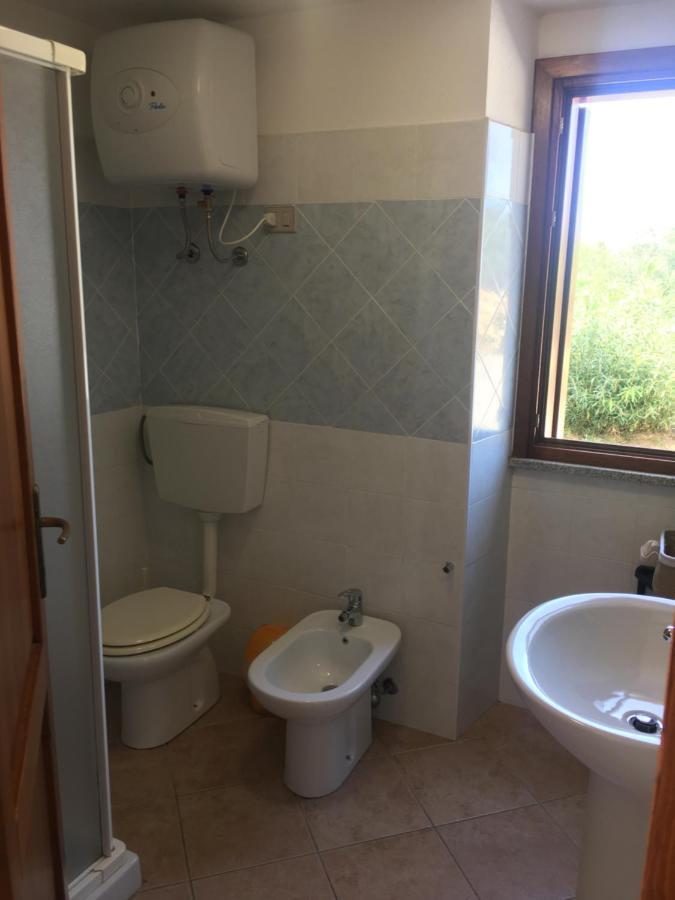 B&B Tavolara Puntaldia Eksteriør bilde