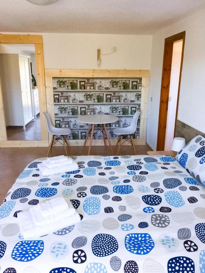 B&B Tavolara Puntaldia Eksteriør bilde