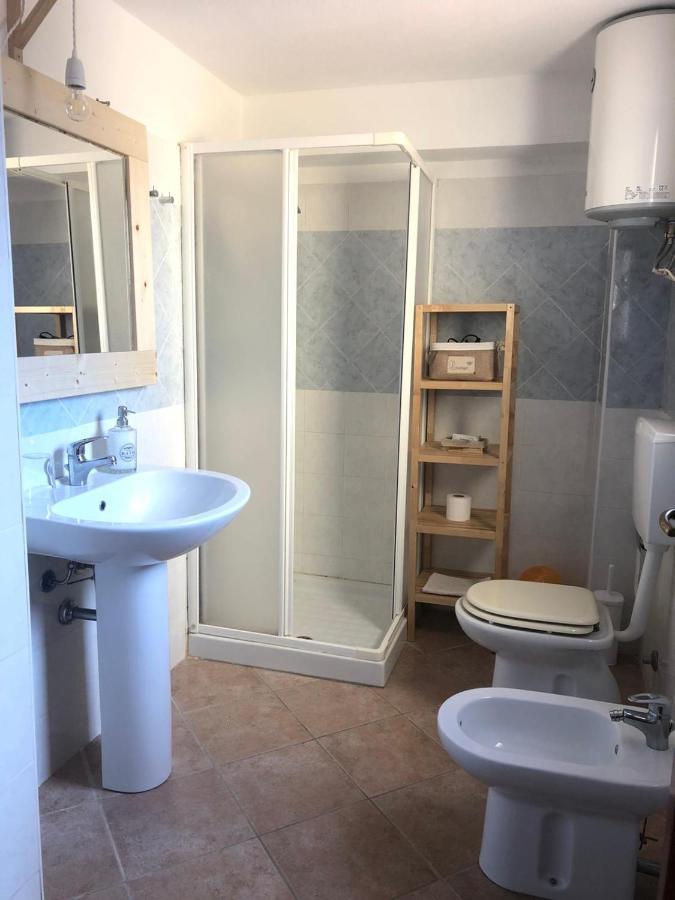 B&B Tavolara Puntaldia Eksteriør bilde