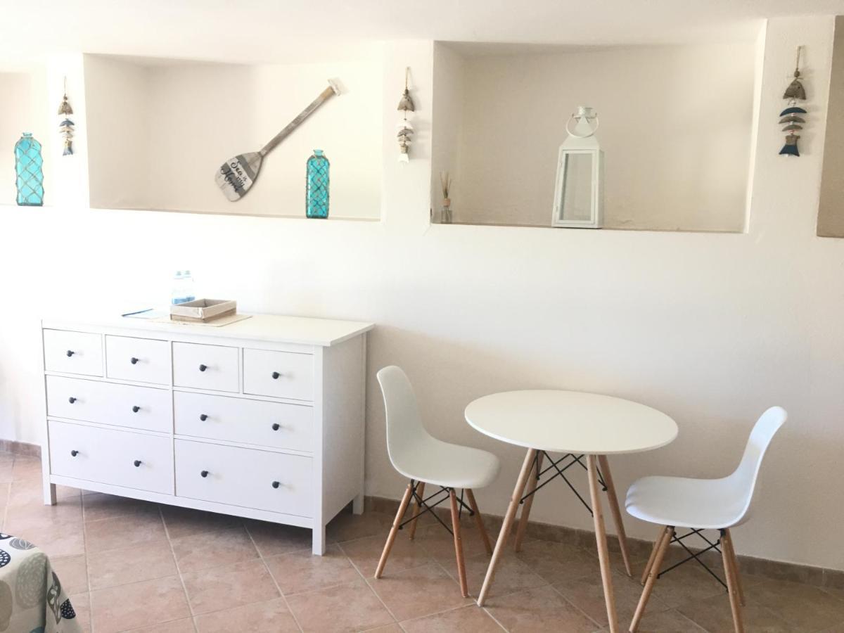 B&B Tavolara Puntaldia Eksteriør bilde